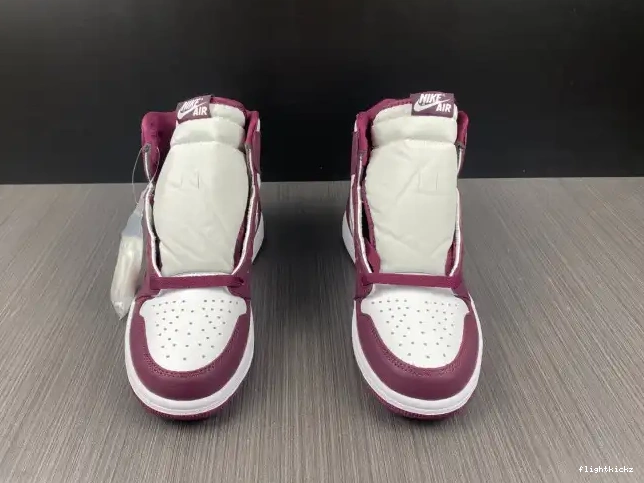 Bordeaux Jordan High 1 OG Air 555088-611 0616